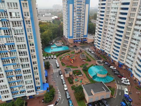 квартира за адресою Авіаконструктора Ігоря Сікорського вул. (Танкова), 1