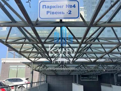 паркомісце за адресою Дніпровська набережна вул., 14