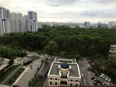 квартира за адресою Авіаконструктора Ігоря Сікорського вул. (Танкова), 4-В