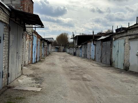 паркоместо по адресу Героев Крут ул. (Черепіна), 81