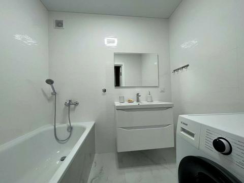 квартира за адресою Злуки просп., 22