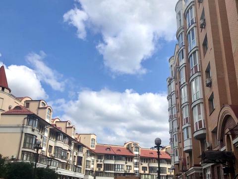 коммерческая по адресу Владимира Ивасюка просп. (Героїв Сталінграду), 4