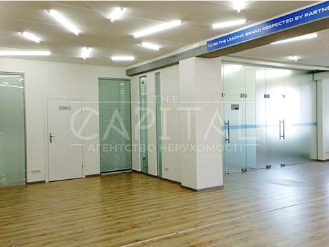 комерційна за адресою Сумська вул., 1