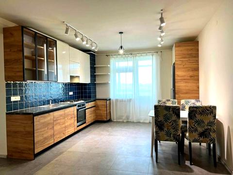 квартира за адресою Жасминова вул., 5б
