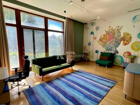 будинок за адресою с. Нові Безрадичі, Тиханська