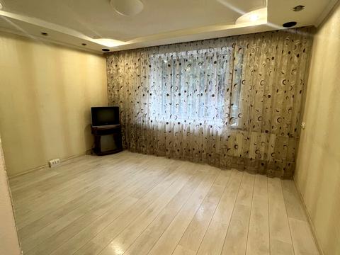 квартира за адресою Героїв Крут вул. (60 років СРСР), 9