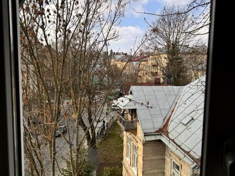 квартира за адресою Івана Котляревського вул., 20