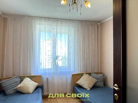 квартира за адресою Степана Олійника вул., 8