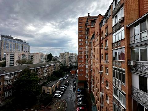 квартира за адресою Панаса Мирного вул., 13