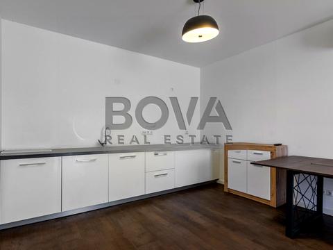 будинок за адресою Локомотивна вул., 36