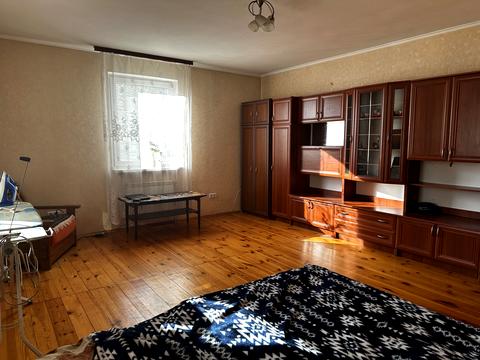 дом по адресу Українська