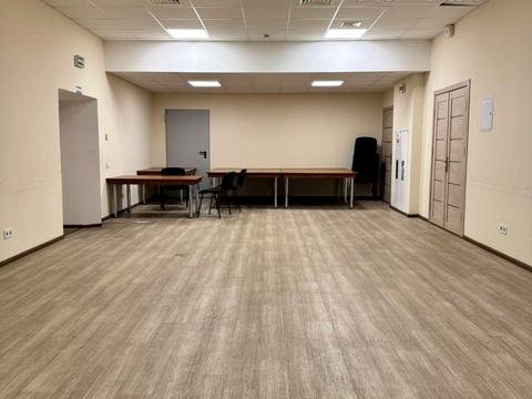 коммерческая по адресу майдан Незалежності пл., 2-А