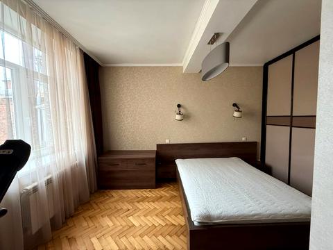 квартира по адресу Ярослава Мудрого ул. (Петровського), 33а