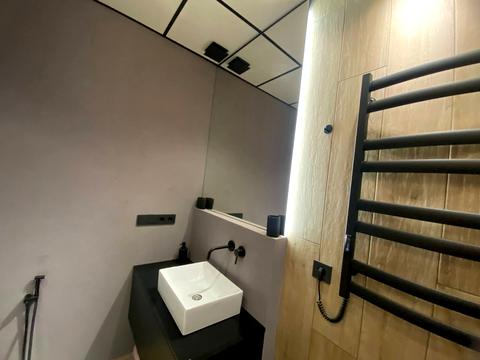 квартира за адресою Зарічна вул., 4