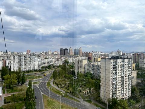 квартира за адресою Богатирська вул., 6/1