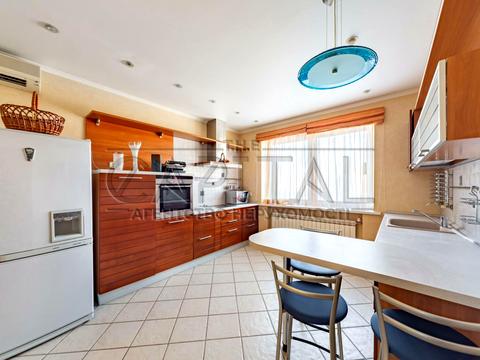 будинок за адресою Києво-Святошинський