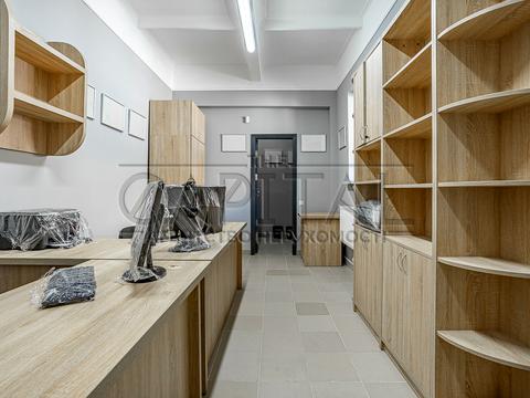 комерційна за адресою Івана Мазепи вул., 5
