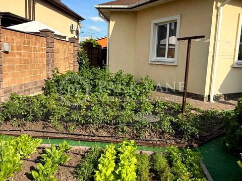 будинок за адресою Абрикосова вул., 1