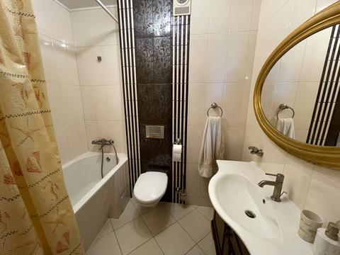 квартира за адресою Феодосійська вул., 10