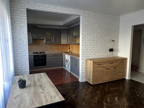 квартира за адресою Миколи Амосова вул., 21
