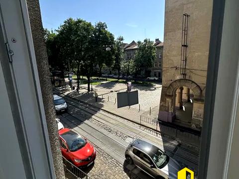 квартира за адресою Івана Ґонти вул., 2