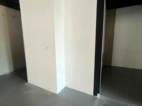 комерційна за адресою Джона Маккейна вул. (Івана Кудрі), 26