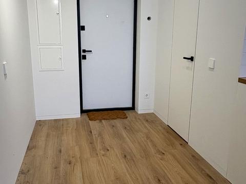 квартира за адресою Зарічна вул., 6