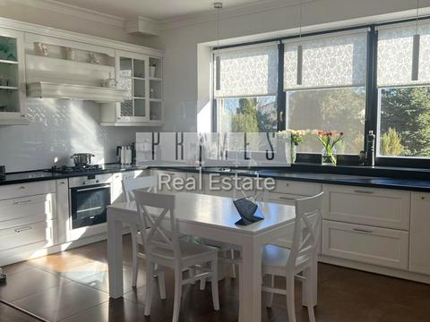 будинок за адресою Енергетиків вул.