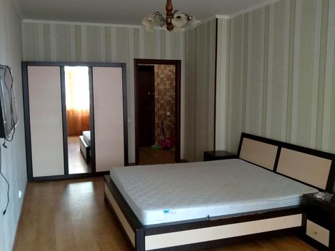 квартира за адресою Анни Ахматової вул.