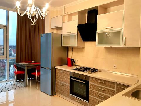 квартира за адресою Олексія Вадатурського вул. (Маршала Малиновського), 18б