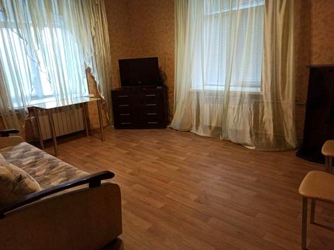 квартира за адресою 128-ї Бригади Тероборони вул. (Курчатова), 4