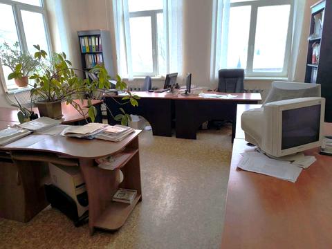 комерційна за адресою Заводська вул., 19а