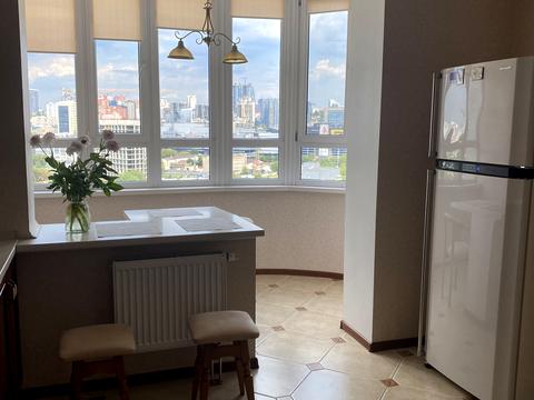 квартира по адресу Голосеевский просп. (40-летия Октября), 30-В