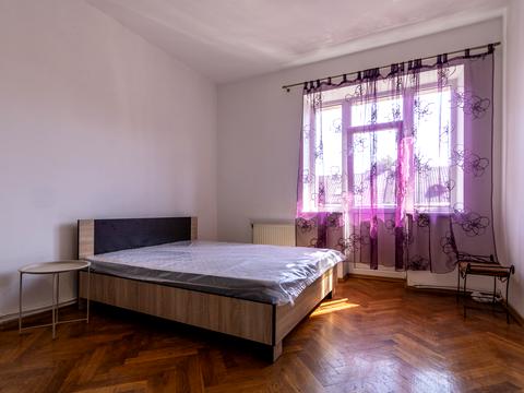 квартира за адресою Михайла Павлика вул., 19