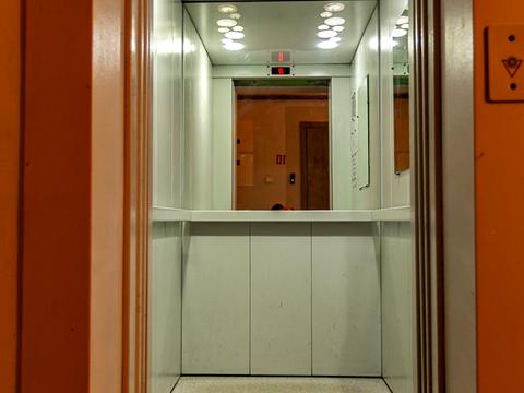 квартира за адресою Архітектора Богданова вул. (Василя Шкляра), 32-Д