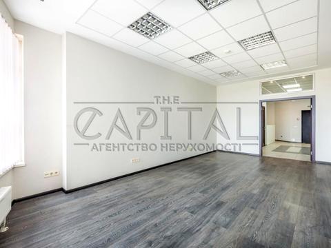 комерційна за адресою Київ, Кловський узвіз (Кловський), 7