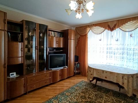 квартира за адресою Академіка Ющенка вул., 8
