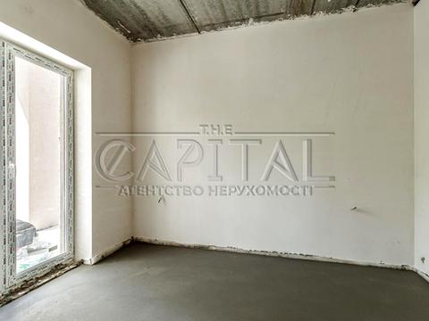 дом по адресу Небесной Сотни ул. (Паризької Комуни)