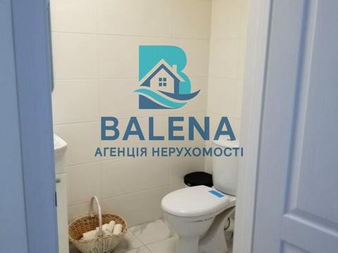 комерційна за адресою Банкова вул., 3