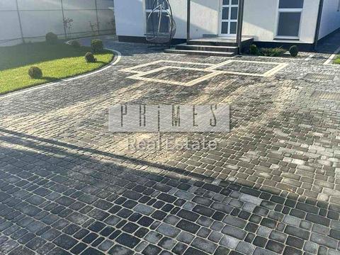 дом по адресу Київська вул.