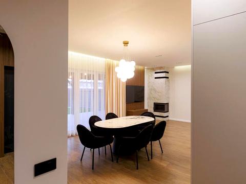 будинок за адресою с. Сторожниця, Сторожниця