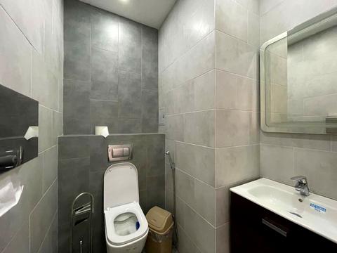 коммерческая по адресу Жилянская ул., 68