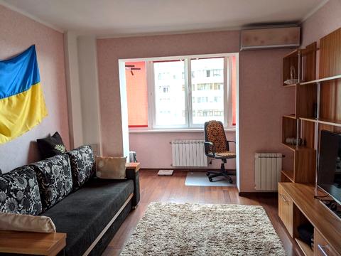 квартира по адресу вул. Руденко Л., 10б