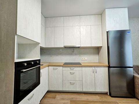 квартира за адресою Любомира Гузара просп. (Космонавта Комарова), 15