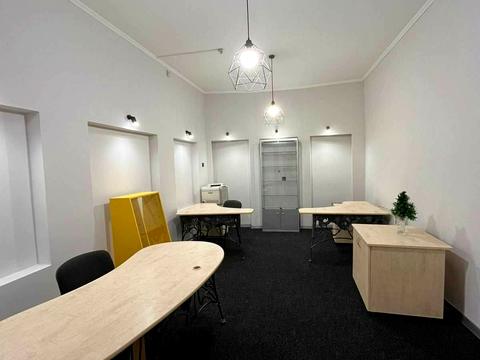 коммерческая по адресу Зеленая ул., 8