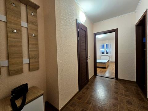 квартира за адресою Миколи Вінграновського вул., 2