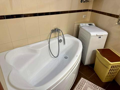 квартира за адресою Оноре де Бальзака вул., 4