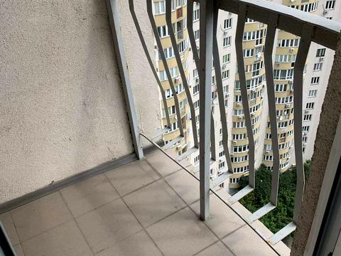 квартира за адресою Урловськая, 11А