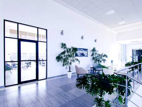комерційна за адресою Охтирський пров., 7