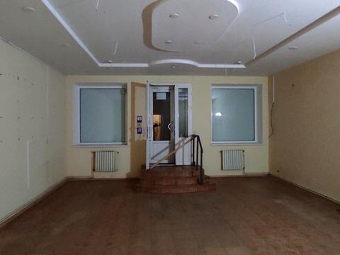 комерційна за адресою Юліана Матвійчука вул. (), 65